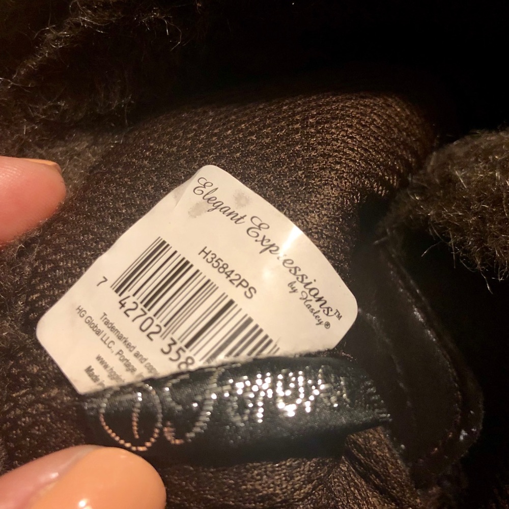 Forever Unique Brown Boots ✨👢✨ - Picture 4 of 7